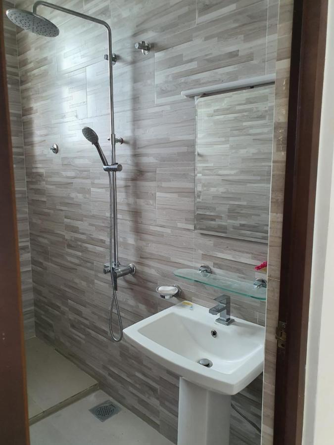 New 2 Bedroom Apartment, 100M Away From The Beach Dehiwala-Mount Lavinia Eksteriør bilde