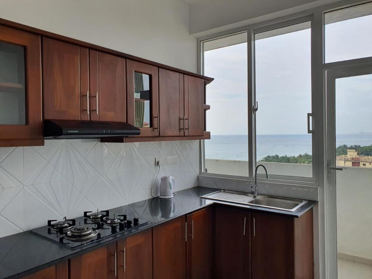 New 2 Bedroom Apartment, 100M Away From The Beach Dehiwala-Mount Lavinia Eksteriør bilde