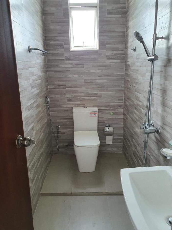 New 2 Bedroom Apartment, 100M Away From The Beach Dehiwala-Mount Lavinia Eksteriør bilde